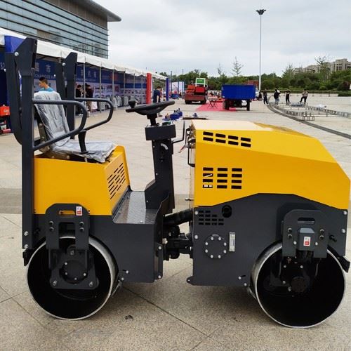 HR1500 1.5-ton Air-cooled Hydraulic Roller